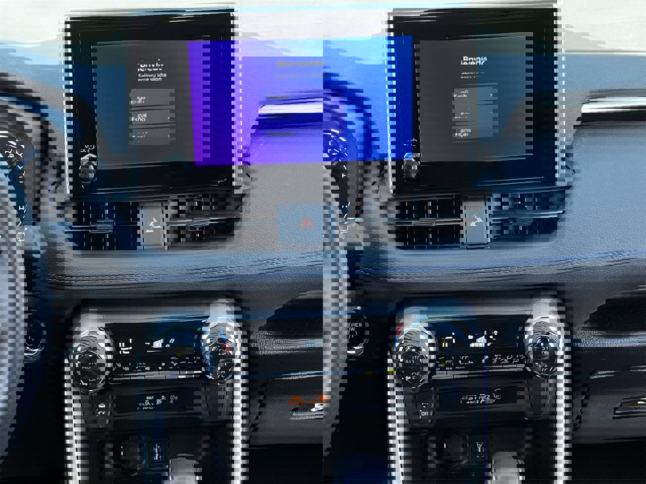 Used 2024 Toyota RAV4 SE image 15