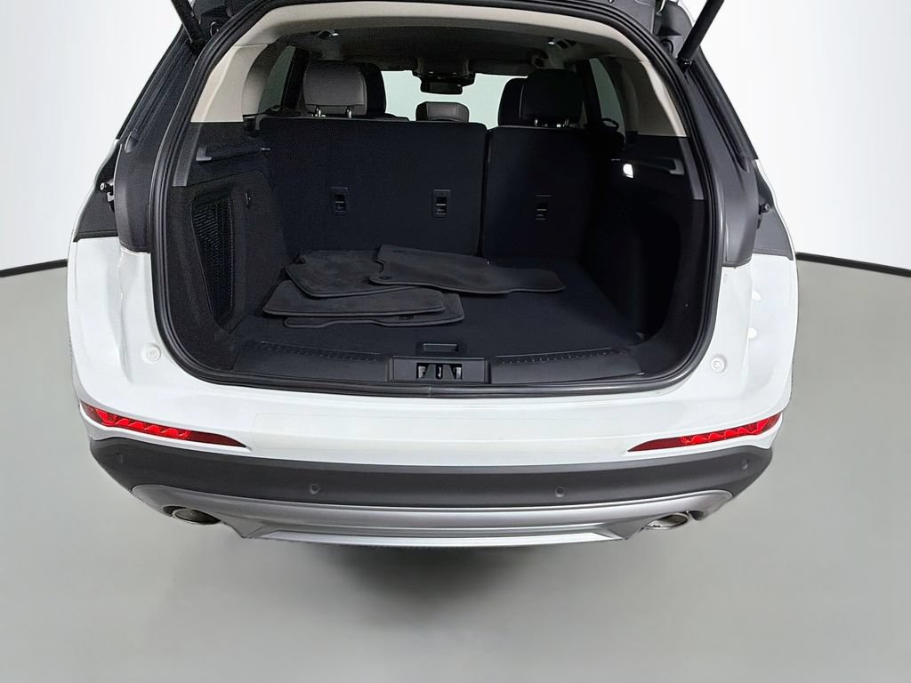 Certified 2025 Lincoln Corsair FWD image 26