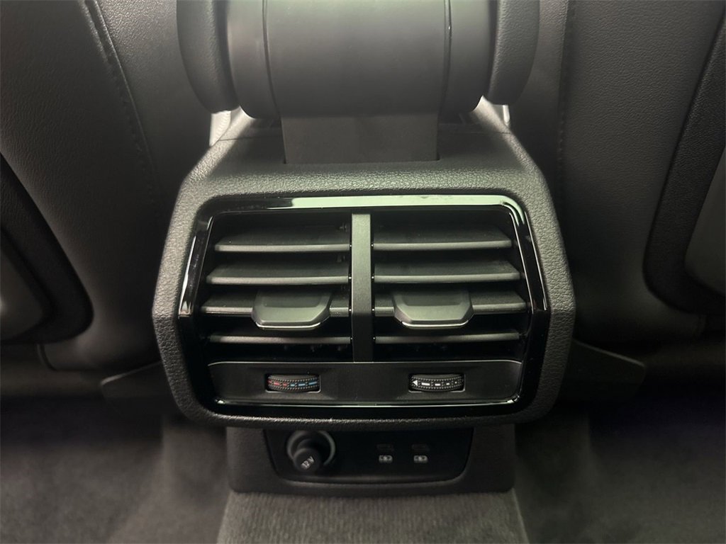 New 2025 Audi Q3 2.0T Premium image 21