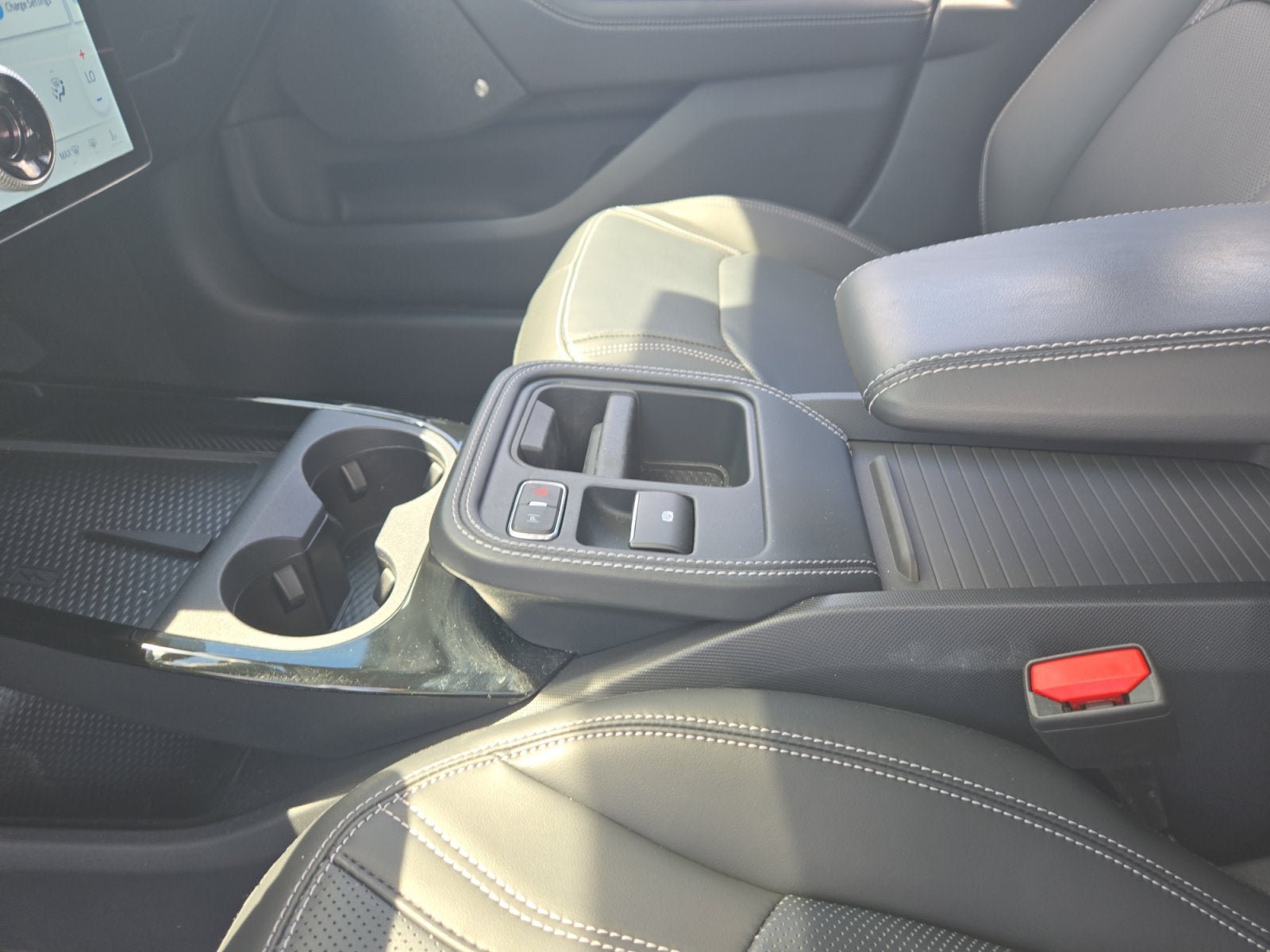 Certified 2025 Ford Mustang Mach-E Premium AWD/4WD image 22