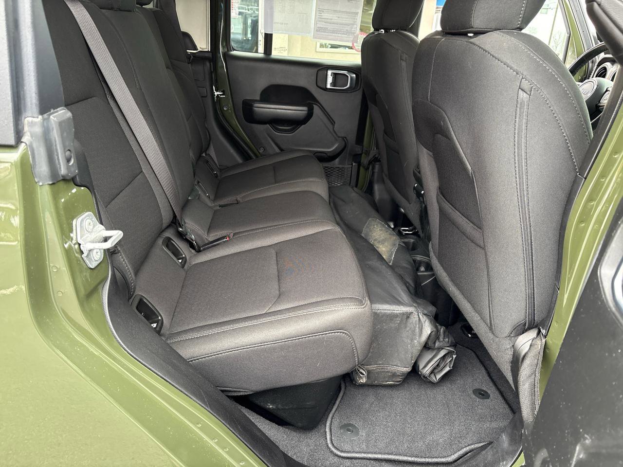 Used 2021 Jeep Gladiator Sport image 27