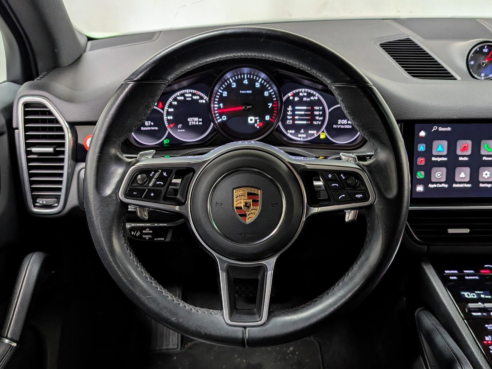 Used 2023 Porsche Cayenne Platinum Edition image 30