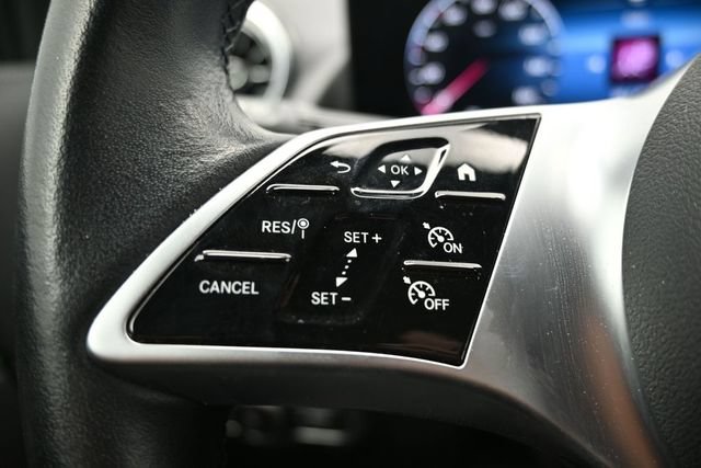 Used 2025 Mercedes-Benz GLA 250 image 18