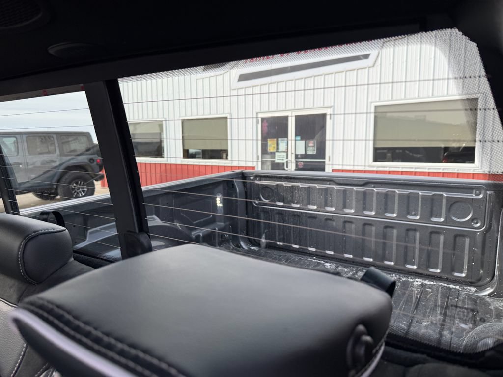 New 2026 RAM 1500 Laramie w/ Sport Appearance Package AWD/4WD image 14