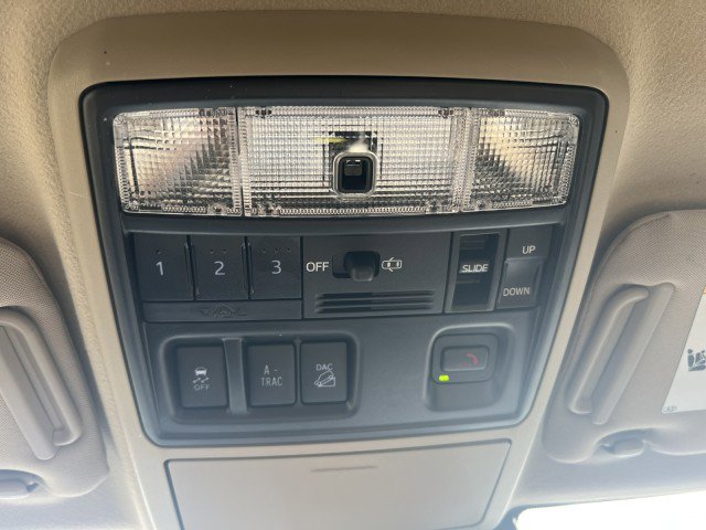 Used 2022 Toyota 4Runner Limited image 28