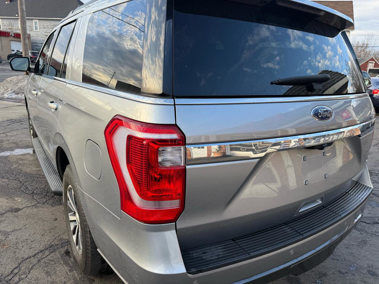 Used 2020 Ford Expedition XL AWD/4WD image 10