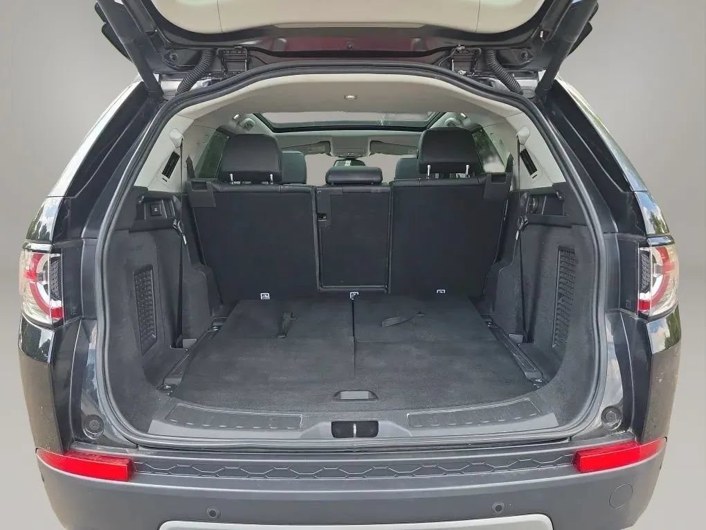 Used 2019 Land Rover Discovery Sport HSE AWD/4WD image 54