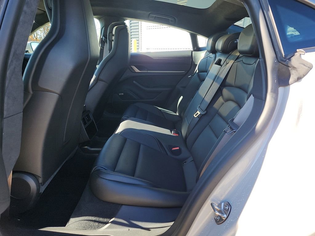 Certified 2025 Porsche Taycan Turbo image 9