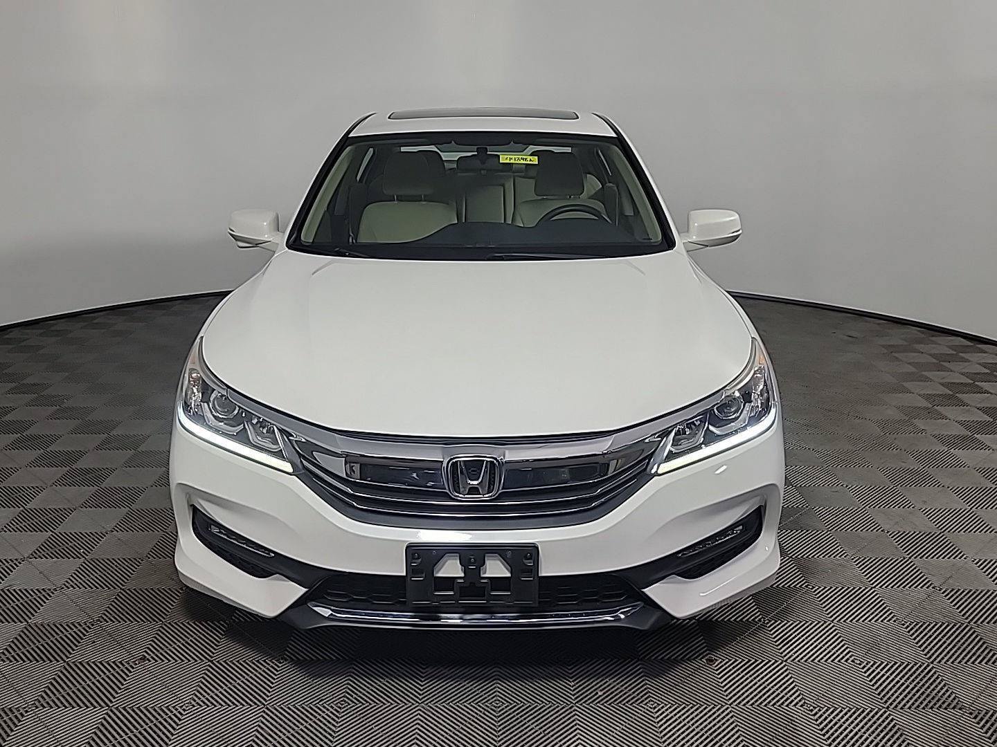 Certified 2017 Honda Accord EX image 12