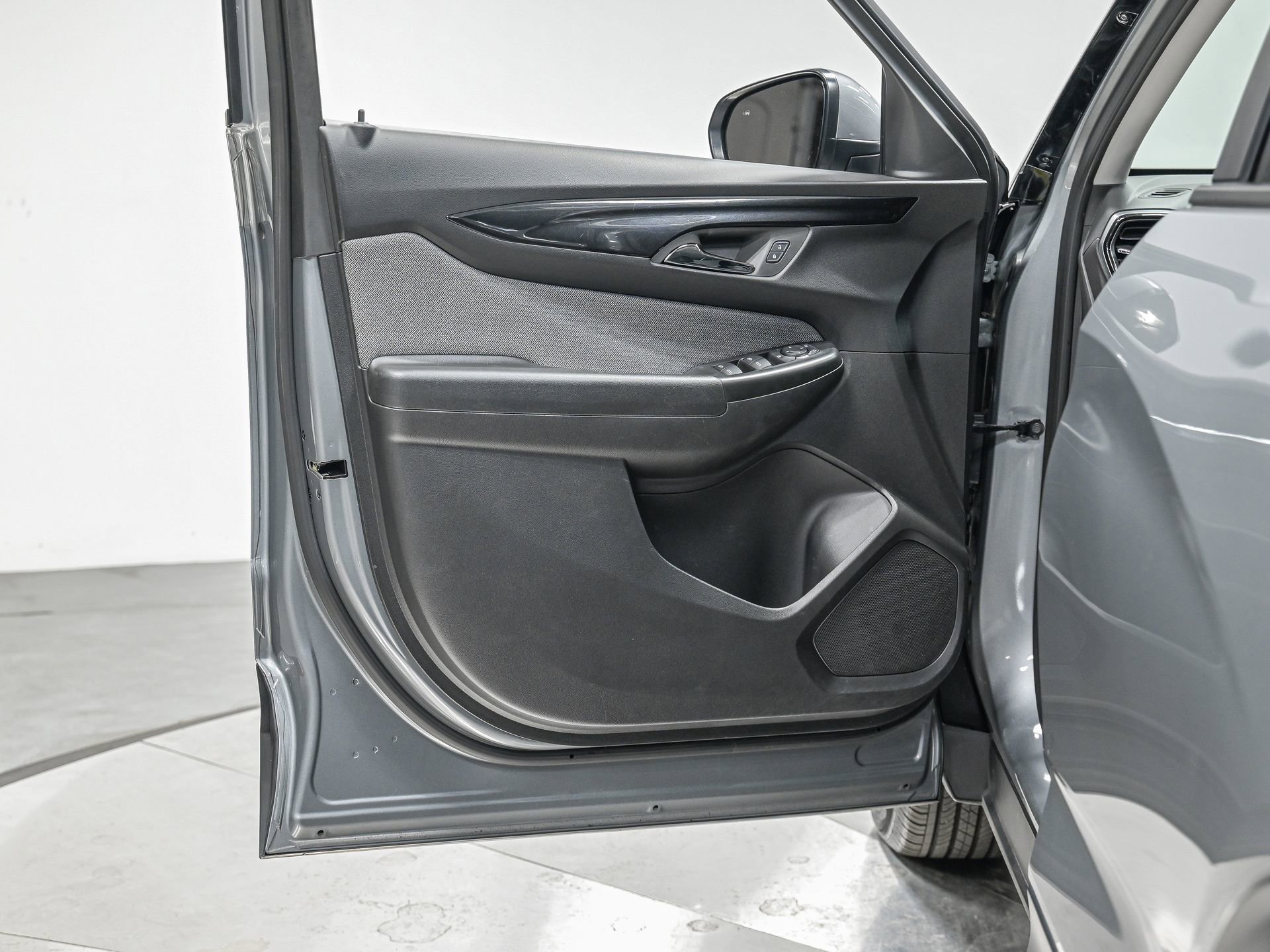 Used 2024 Chevrolet TrailBlazer LT w/ LT Cold Weather Package image 12