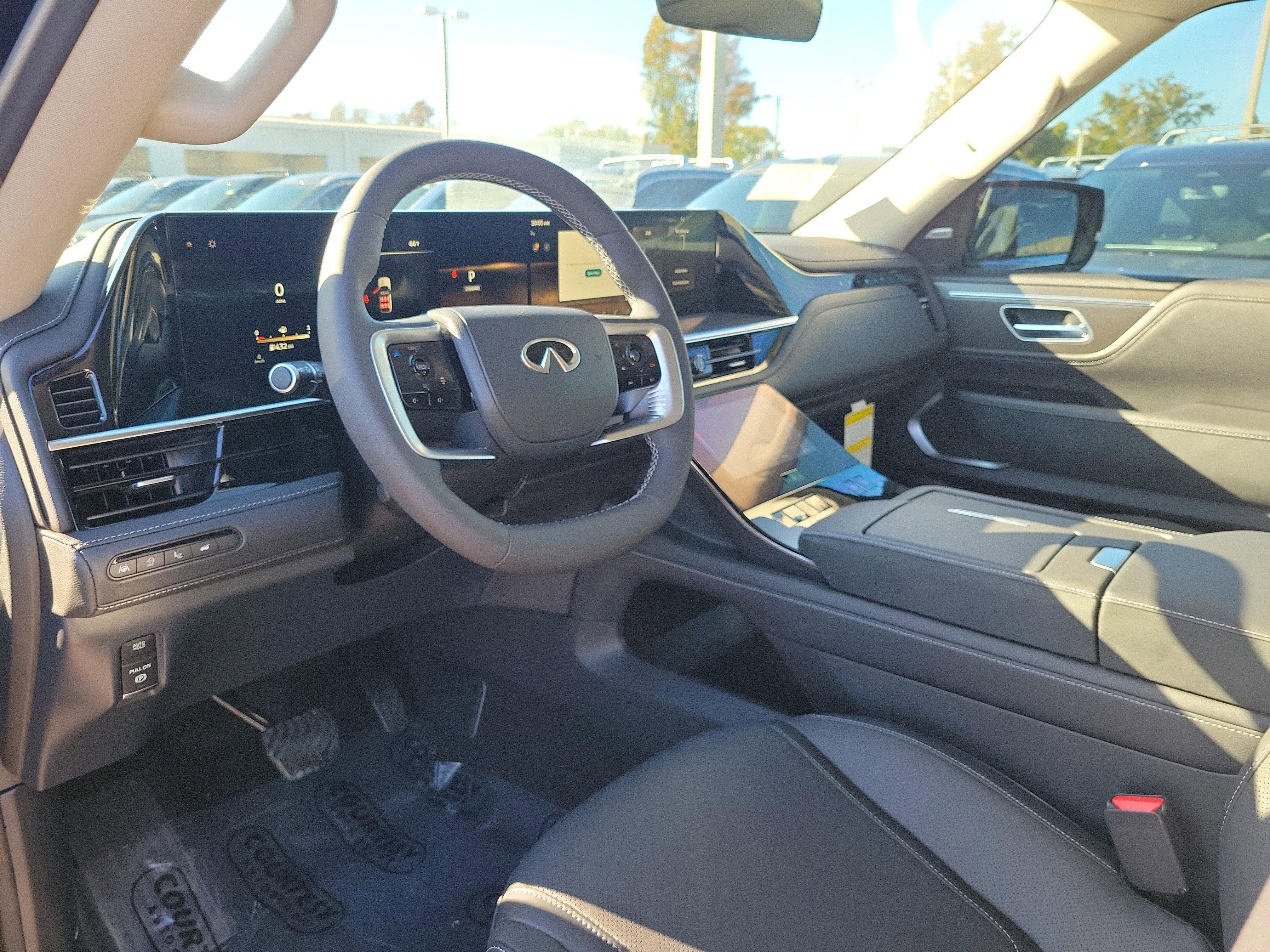 New 2026 INFINITI QX80 Luxe image 20