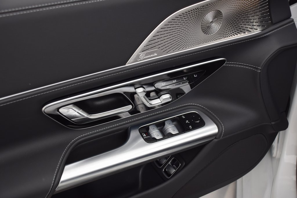 New 2025 Mercedes-Benz SL 63 AMG S e Performance 4MATIC image 17