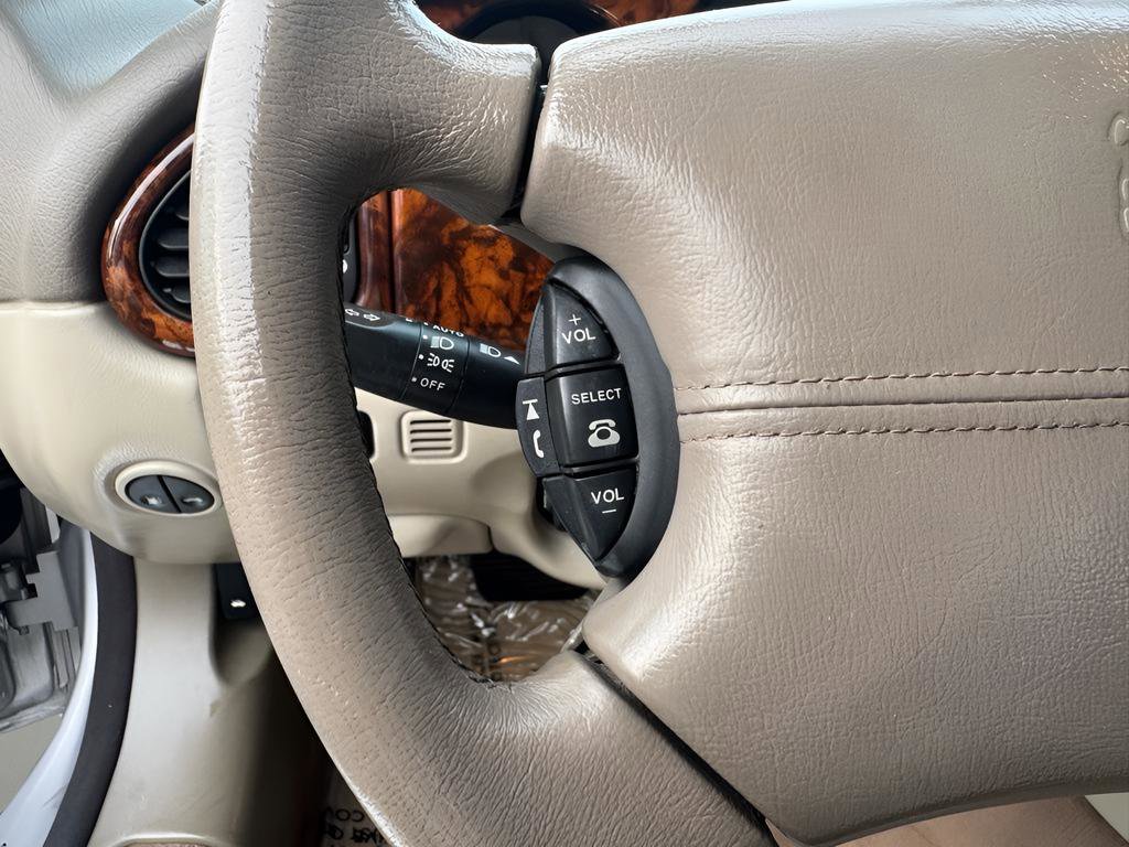 Used 2002 Jaguar XK8 Convertible image 27