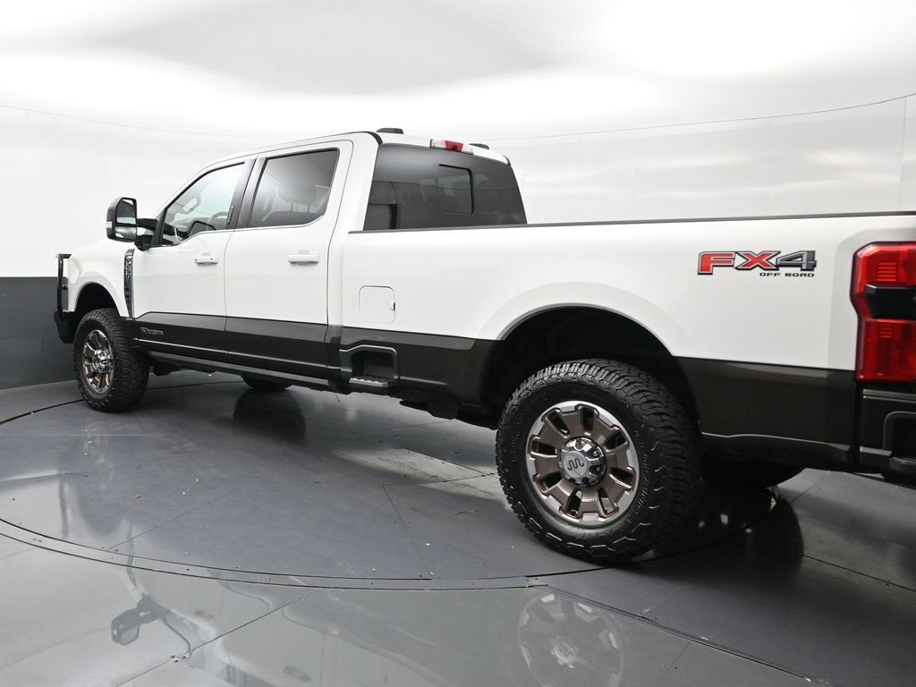 Used 2024 Ford F250 King Ranch AWD/4WD image 3