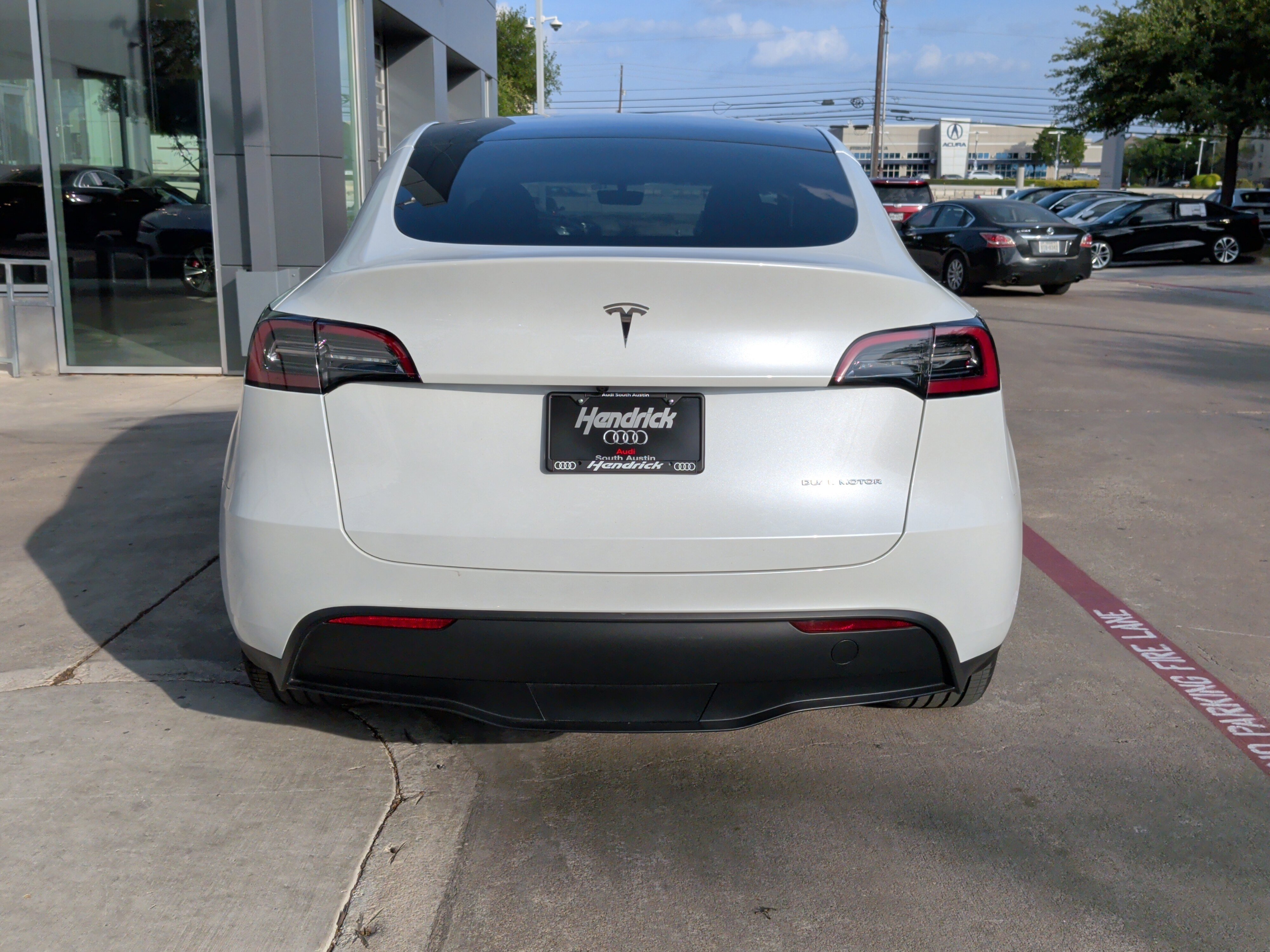 Used 2023 Tesla Model Y Long Range image 9