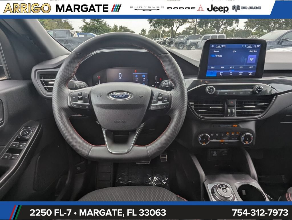 Used 2023 Ford Escape ST-Line FWD image 15