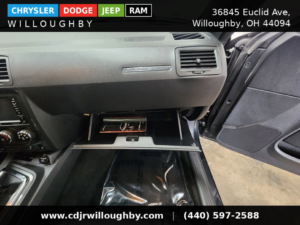 Used 2010 Dodge Challenger R/T RWD image 31