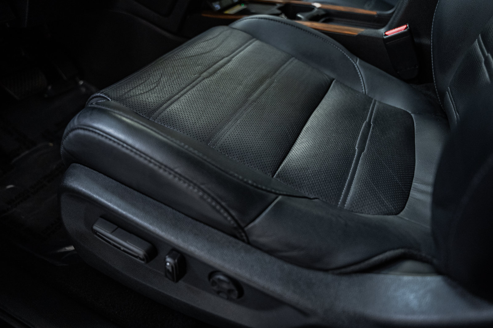 Used 2022 Honda CR-V Touring image 44
