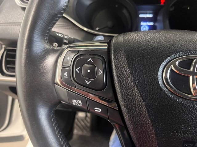 Used 2016 Toyota Avalon Limited w/ Toyota Safety Sense Package image 25