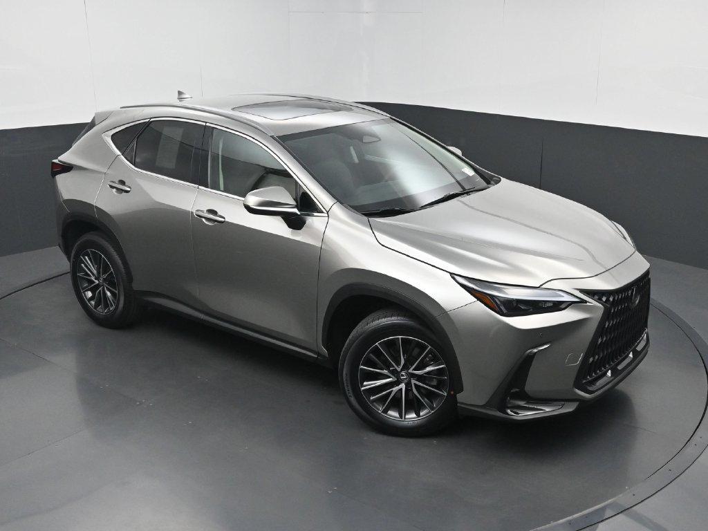 Used 2025 Lexus NX 250 FWD w/ Cold Area Package image 31