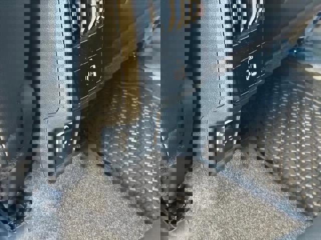 New 2026 Jeep Compass Latitude w/ Sun and Sound Group image 38