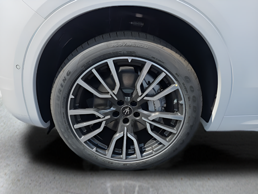 New 2025 Maserati Grecale Modena AWD/4WD image 16