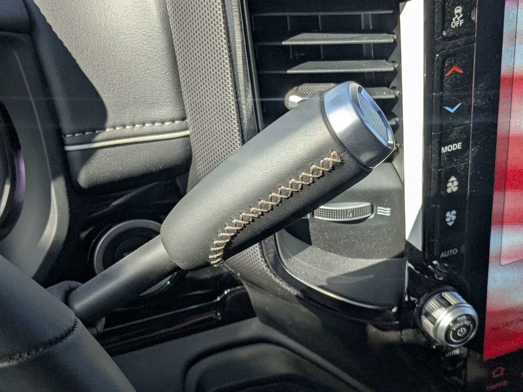 New 2026 RAM 2500 Laramie Limited AWD/4WD image 26