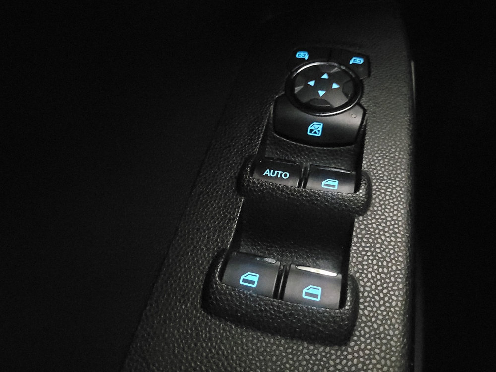 Used 2019 Ford EcoSport SES image 27
