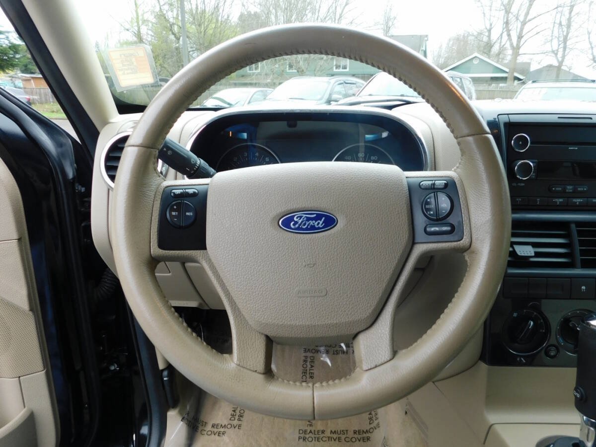 Used 2010 Ford Explorer XLT AWD/4WD image 10