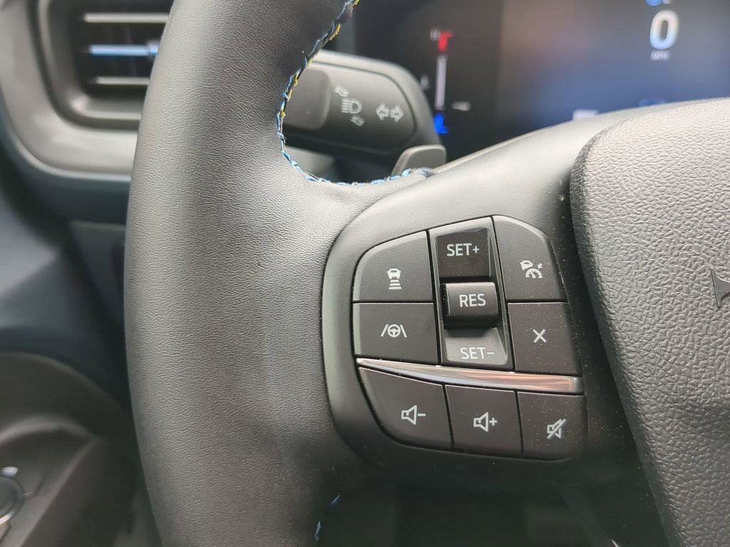 New 2025 Ford Maverick Lobo Premium AWD/4WD image 30