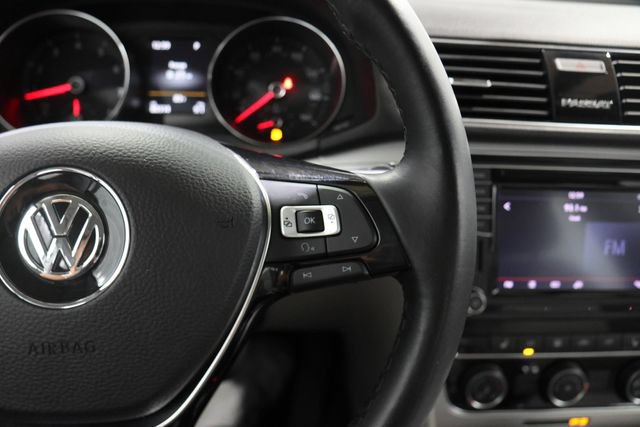 Used 2019 Volkswagen Passat 2.0T Wolfsburg FWD image 17