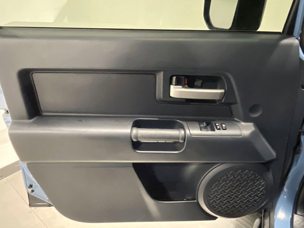 Used 2014 Toyota FJ Cruiser Base w/ Trail Teams Ultimate Edition image 43