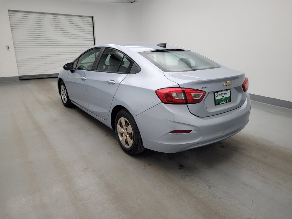Used 2017 Chevrolet Cruze LS FWD image 5
