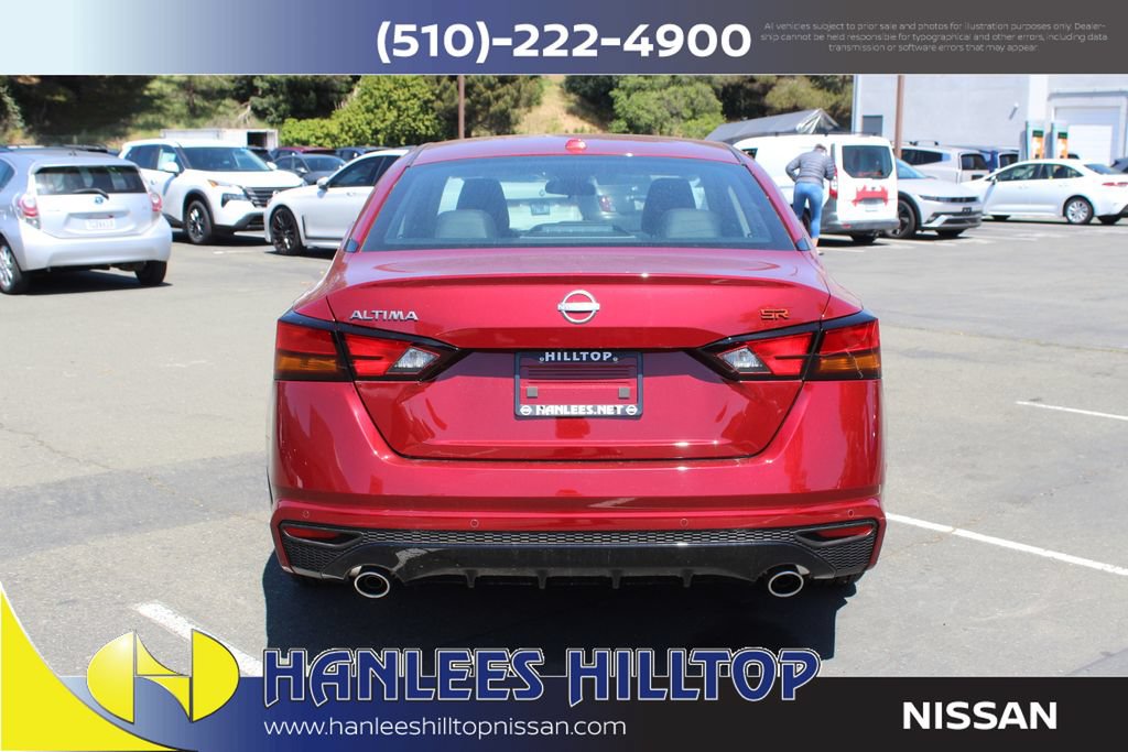 New 2025 Nissan Altima 2.5 SR w/ SR Premium Package FWD image 8