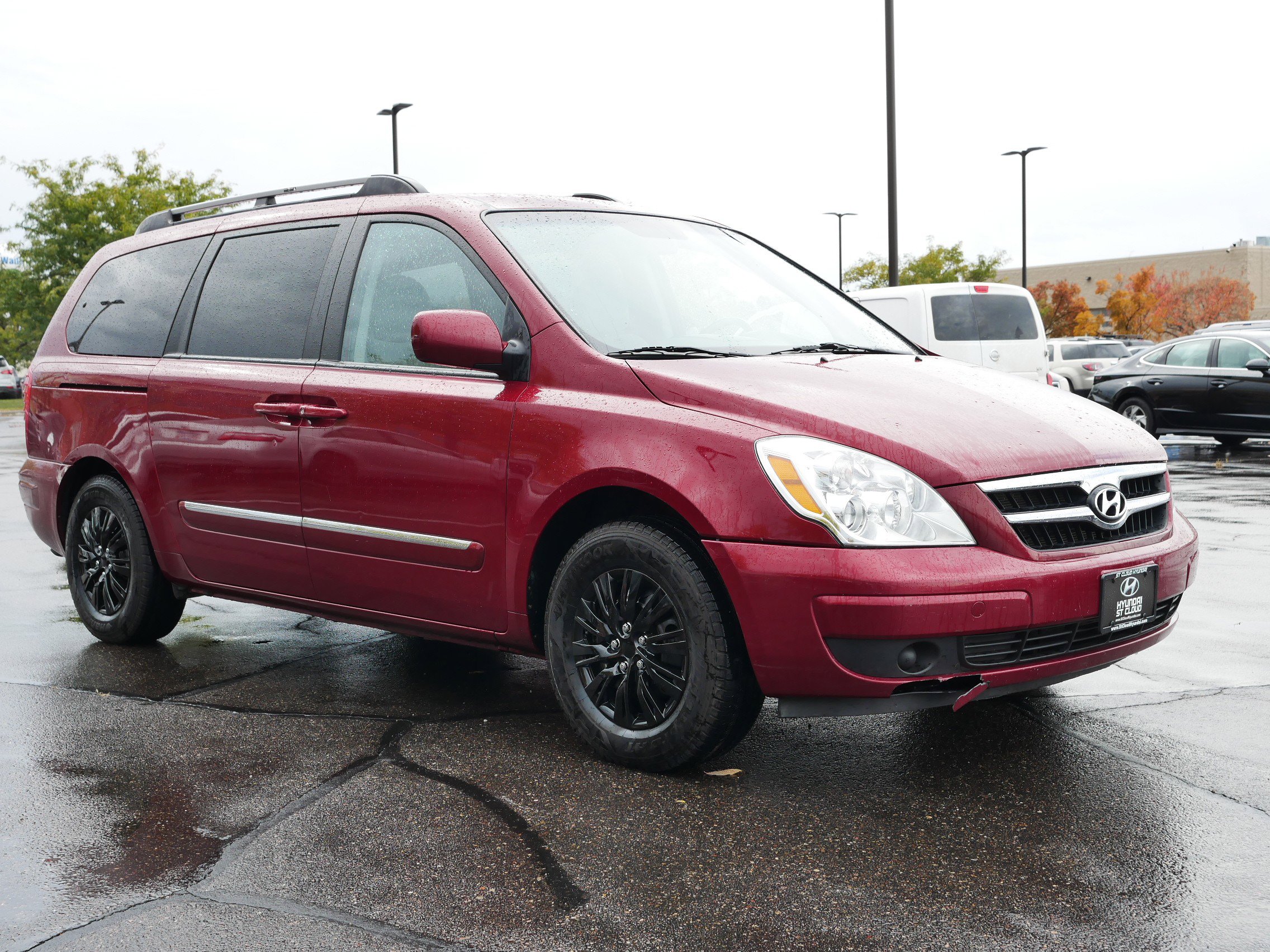 Used 2008 Hyundai Entourage image 7