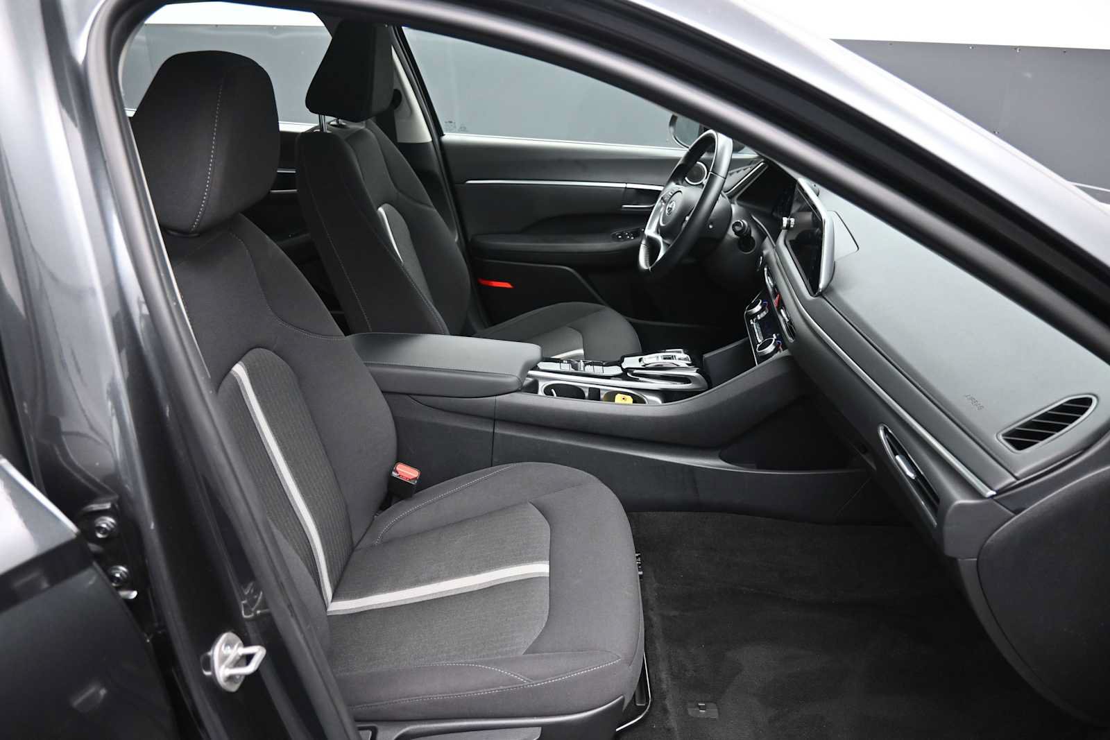 Certified 2023 Hyundai Sonata SEL w/ Convenience Package FWD image 25