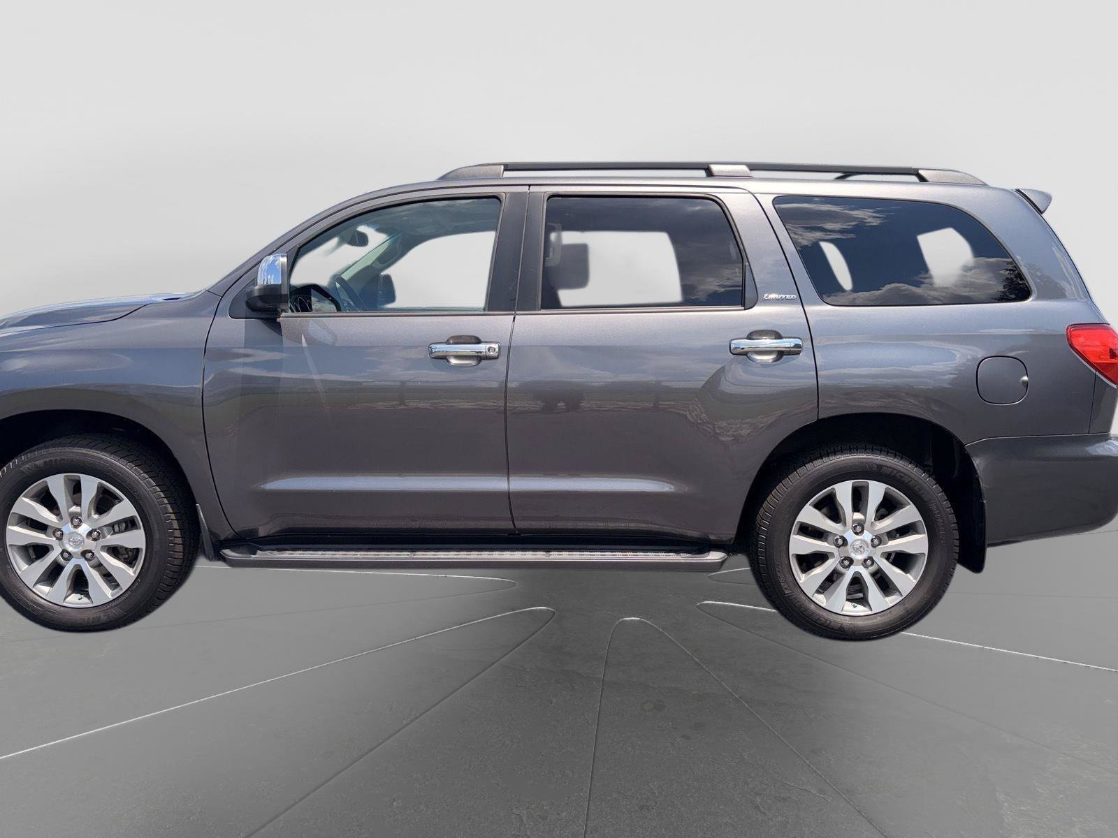 Used 2016 Toyota Sequoia Limited AWD/4WD image 2