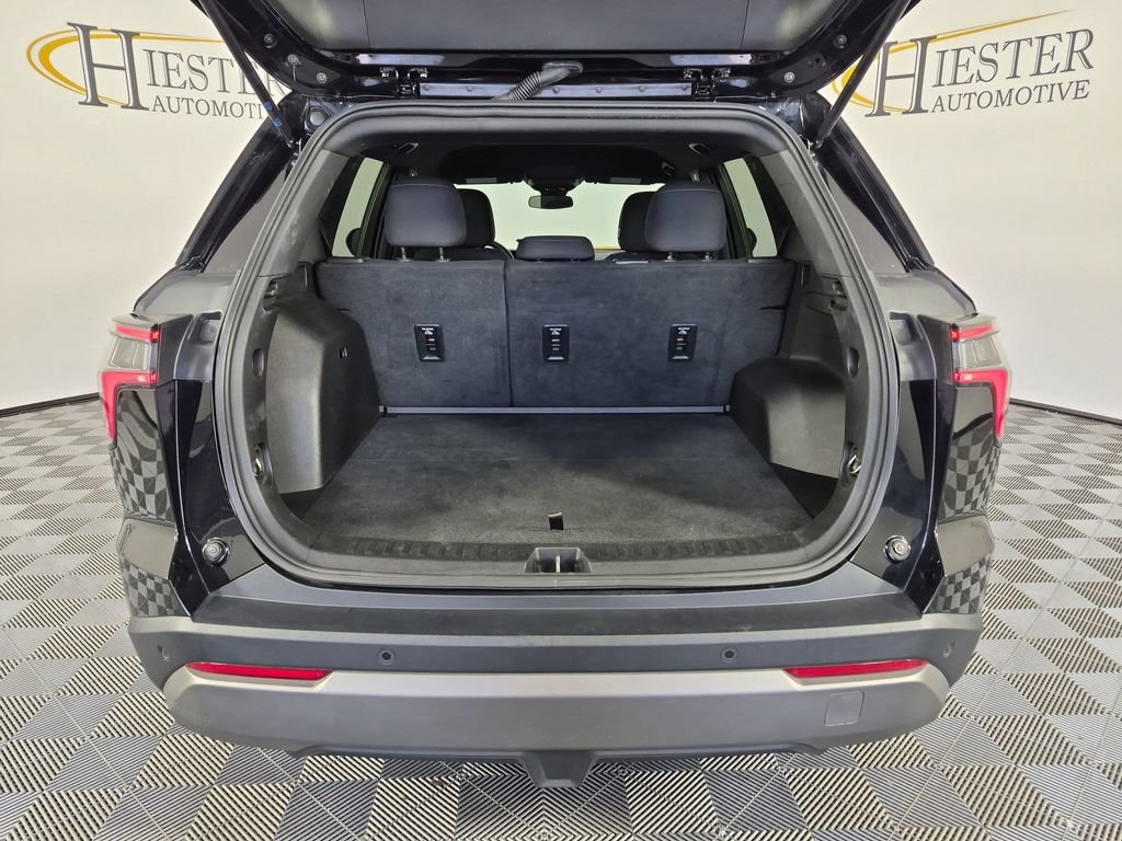 Certified 2025 Chevrolet Equinox LT FWD image 34