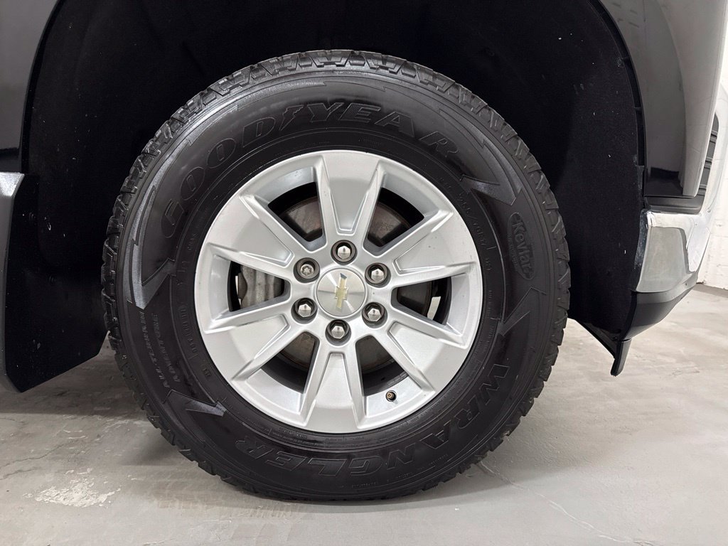 Used 2019 Chevrolet Silverado 1500 LT w/ All-Star Edition AWD/4WD image 47