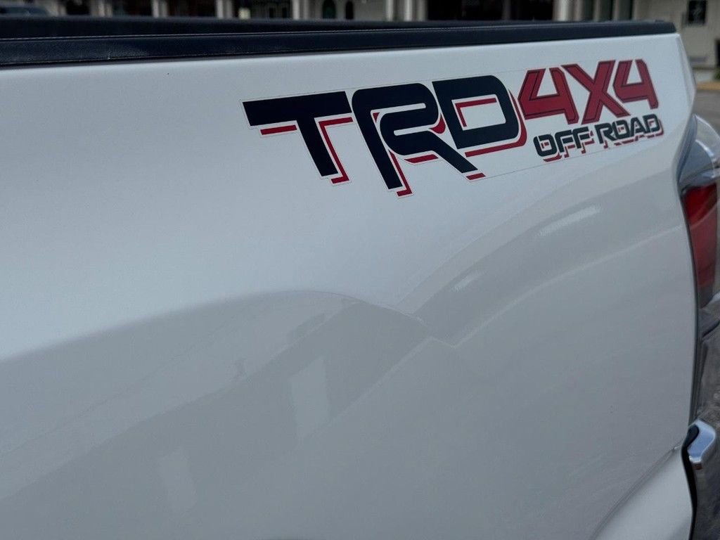 Used 2023 Toyota Tacoma TRD Off-Road AWD/4WD image 18