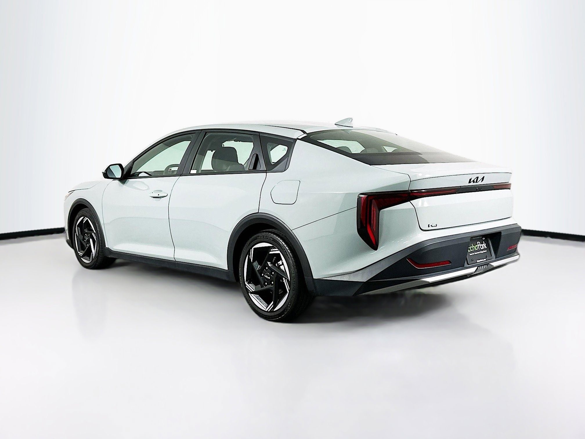 Used 2025 Kia K4 EX image 5