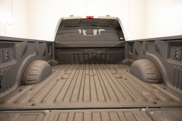 Used 2025 Ford F450 Platinum AWD/4WD image 24