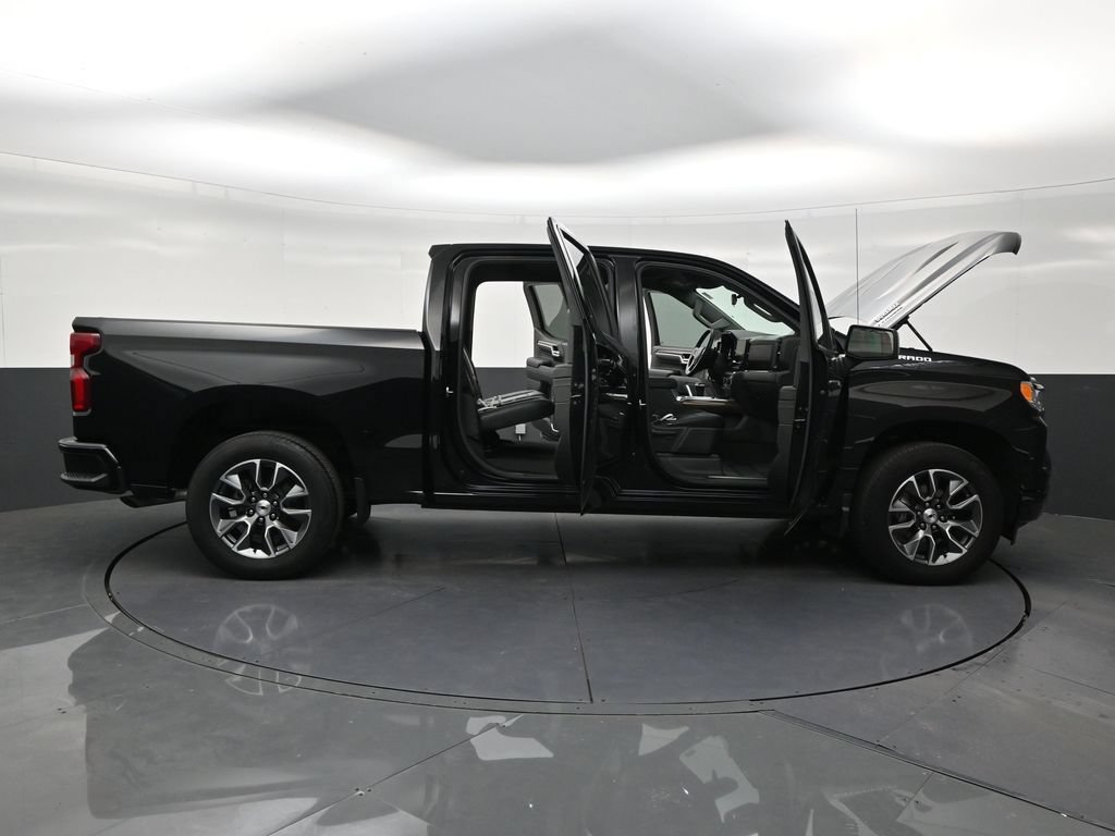 Used 2024 Chevrolet Silverado 1500 RST RWD image 30