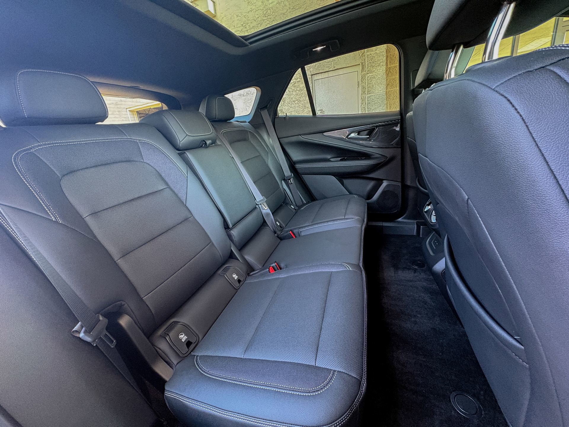 Used 2024 Chevrolet Blazer EV LT image 21