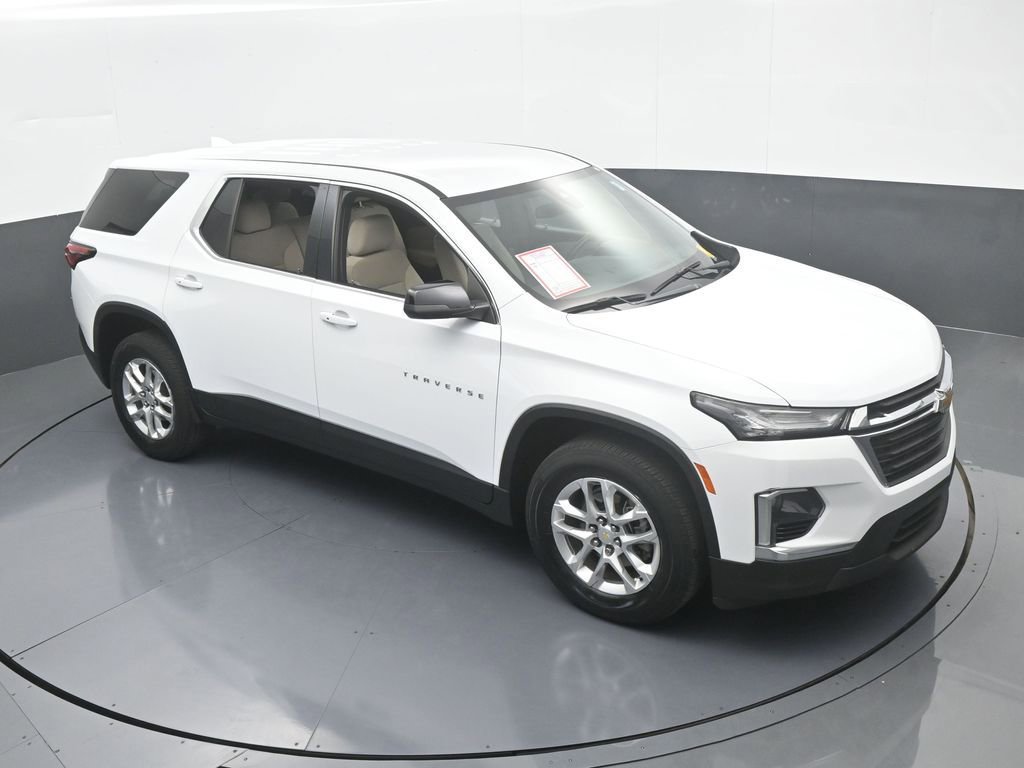 Used 2022 Chevrolet Traverse LS image 51
