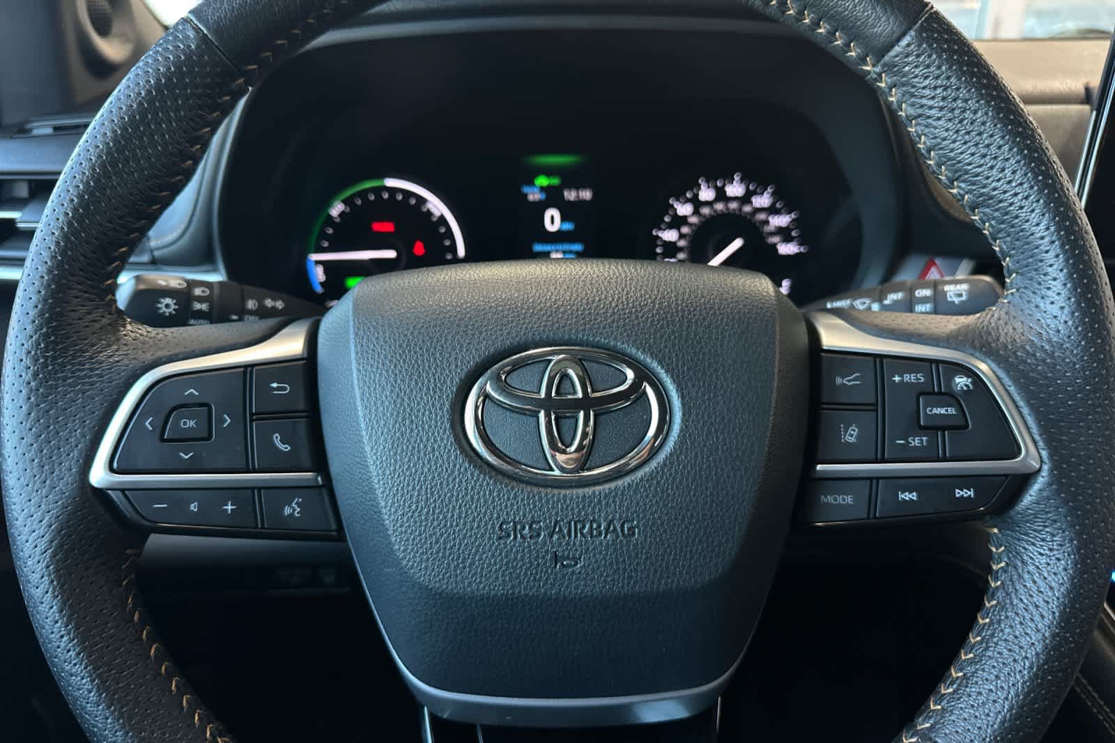 Used 2022 Toyota Sienna XLE Woodland Edition AWD/4WD image 27