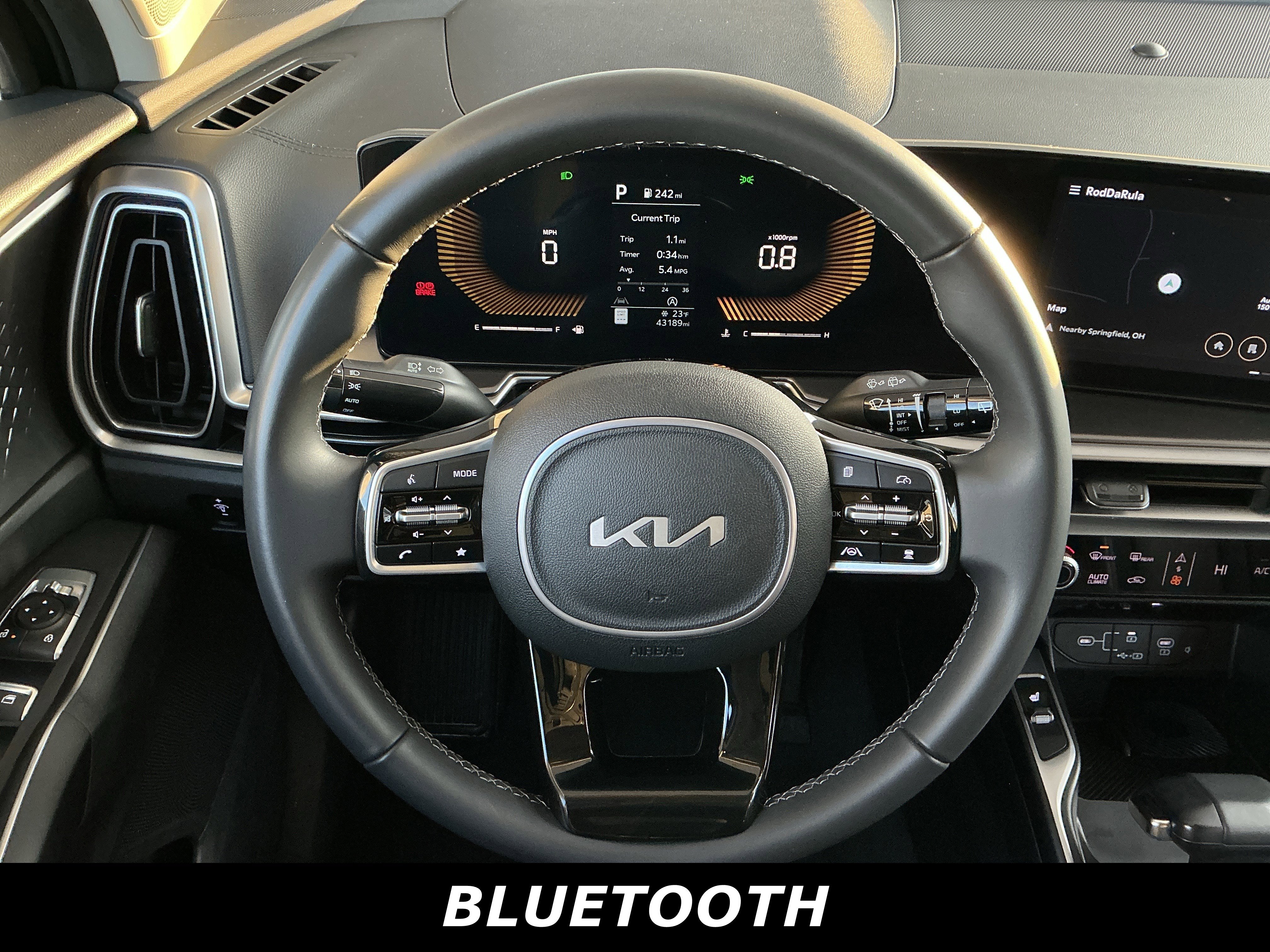 Used 2024 Kia Sorento S image 5