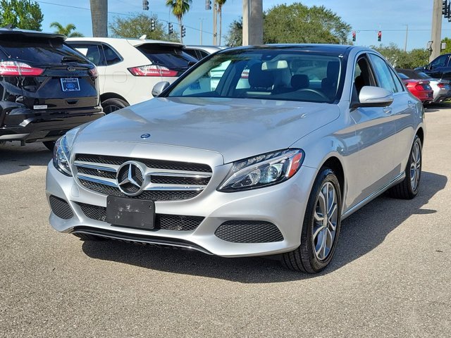 Used 2015 Mercedes-Benz C 300 4MATIC Sedan image 3