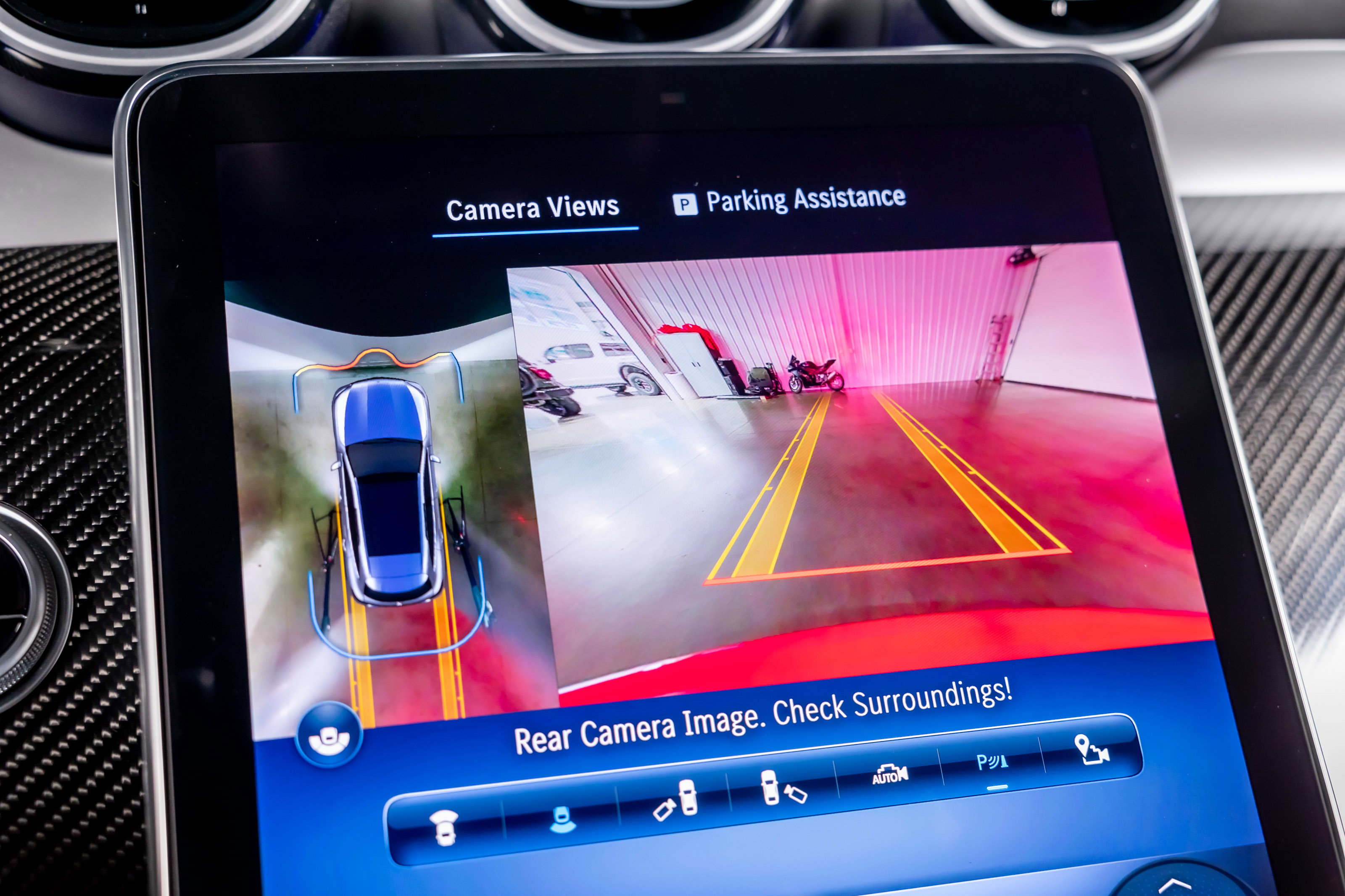 Used 2024 Mercedes-Benz GLC 43 AMG 4MATIC image 11