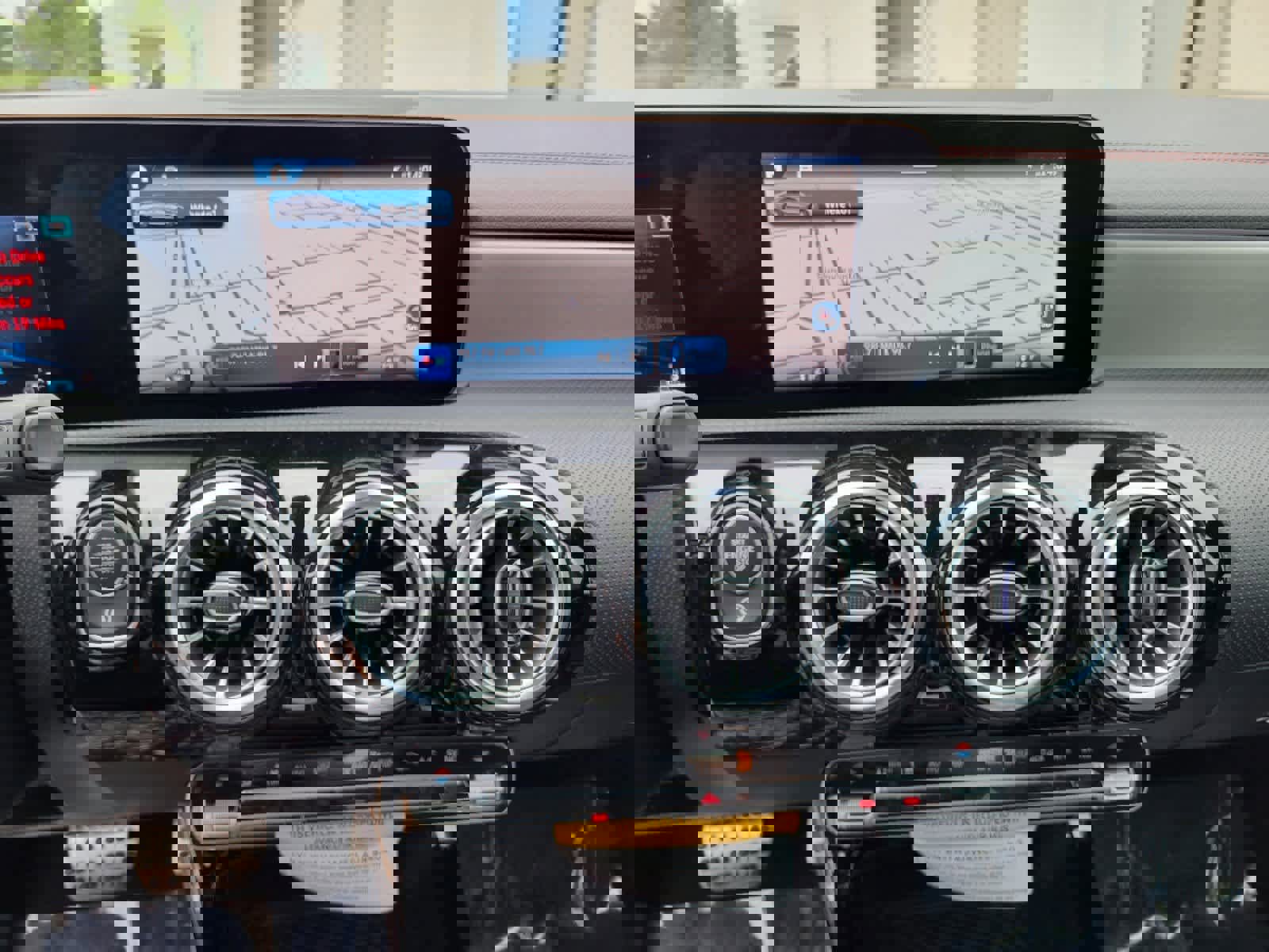 New 2025 Mercedes-Benz CLA 35 AMG 4MATIC image 3